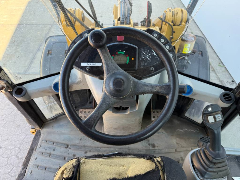 Wheel loader Cat 906H - Automatic Greasing / Quick Coupler: picture 9