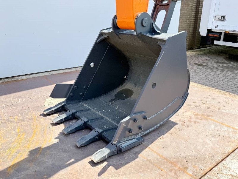 Crawler excavator Doosan Develon DX205 *2025 Model* - Unused / Hammer Lines: picture 19