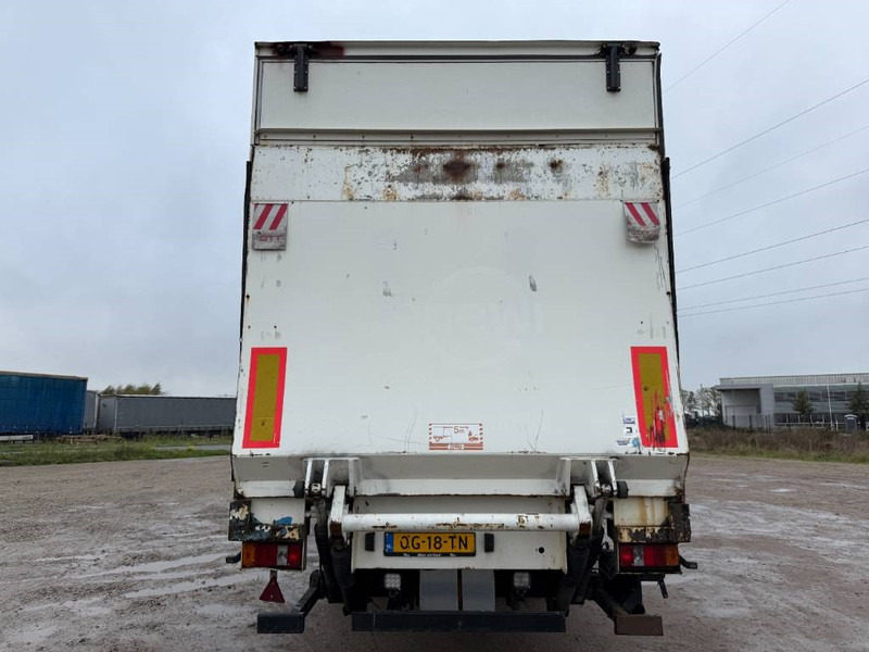 Groenewegen DRO-12-20 B - Tailgate / Forced Steering - Closed box semi-trailer: picture 3 Groenewegen DRO-12-20 B - Tailgate / Forced Steering - Closed box semi-trailer: picture 3