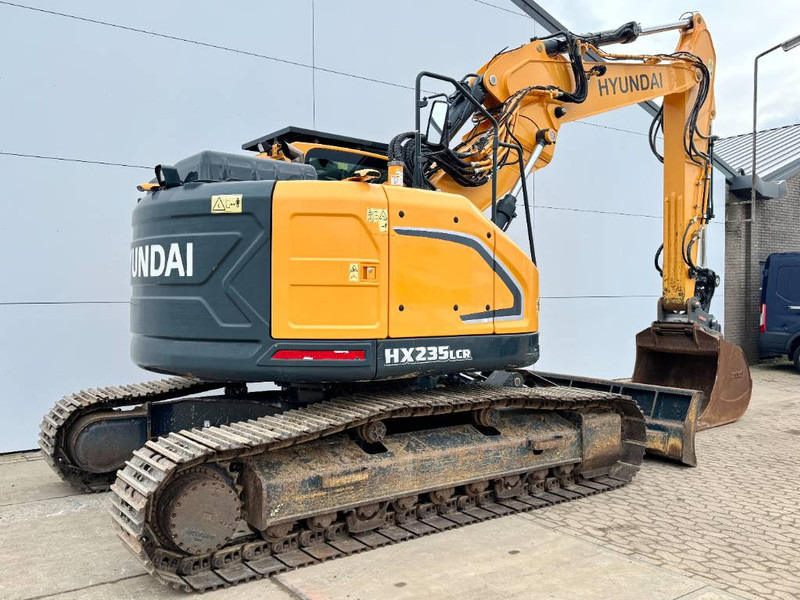 Hyundai HX235LCR - German Machine / OilQuick / 360° Camera - Crawler excavator: picture 5 Hyundai HX235LCR - German Machine / OilQuick / 360° Camera - Crawler excavator: picture 5