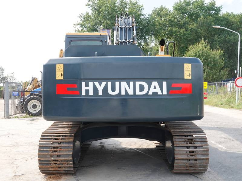 Hyundai R215L Smart Plus *2025 Model* - New / Unused - Crawler excavator: picture 4 Hyundai R215L Smart Plus *2025 Model* - New / Unused - Crawler excavator: picture 4