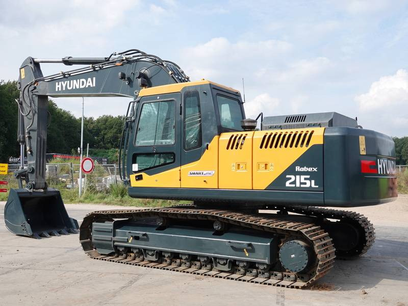 Hyundai R215L Smart Plus *2025 Model* - New / Unused - Crawler excavator: picture 3 Hyundai R215L Smart Plus *2025 Model* - New / Unused - Crawler excavator: picture 3