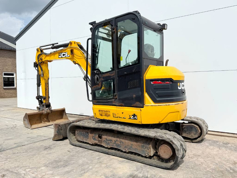 JCB 48Z-1 - Hammer Lines / Quick Coupler - Mini excavator: picture 3 JCB 48Z-1 - Hammer Lines / Quick Coupler - Mini excavator: picture 3