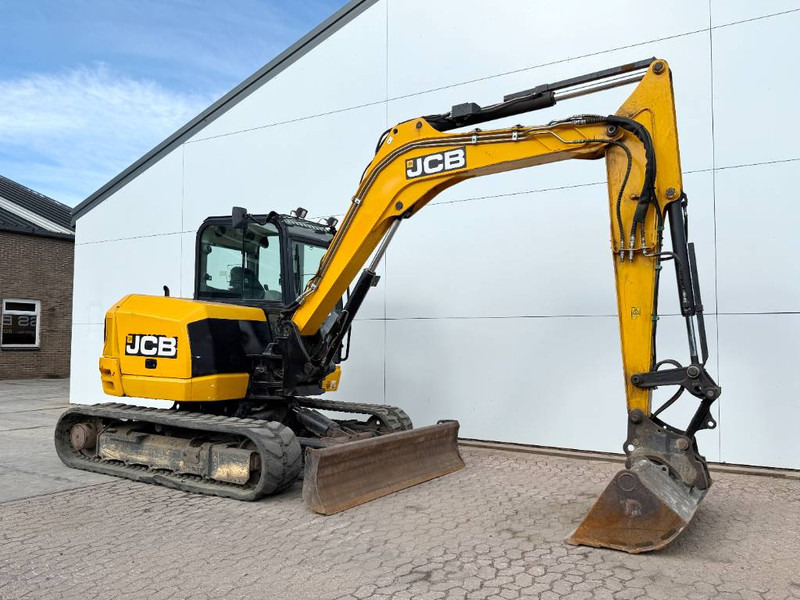 Mini excavator JCB 86C-1 - Hammer Lines / Quick Coupler: picture 7