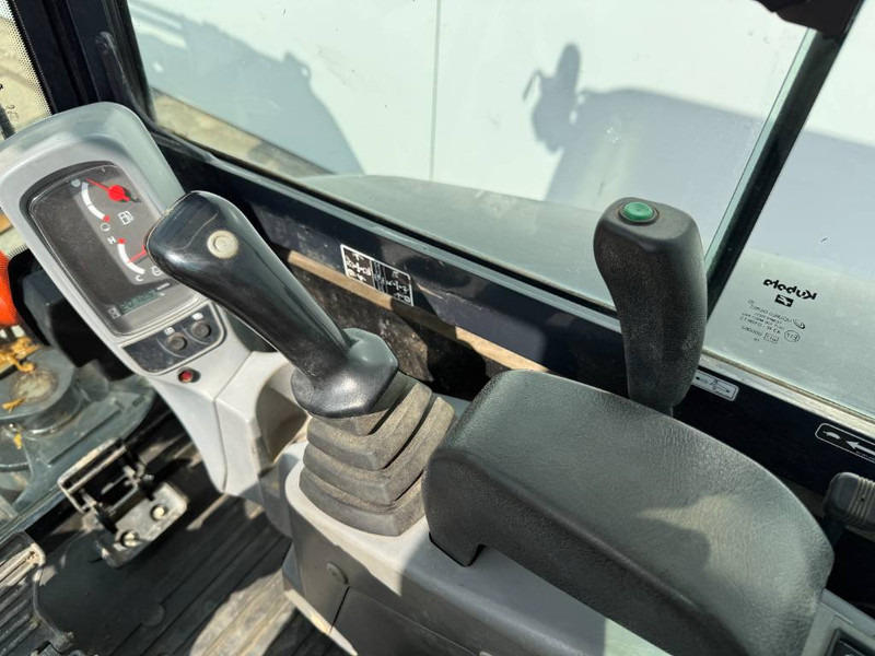 Mini excavator Kubota KX027-4 - Hammer Lines / Quick Coupler: picture 11