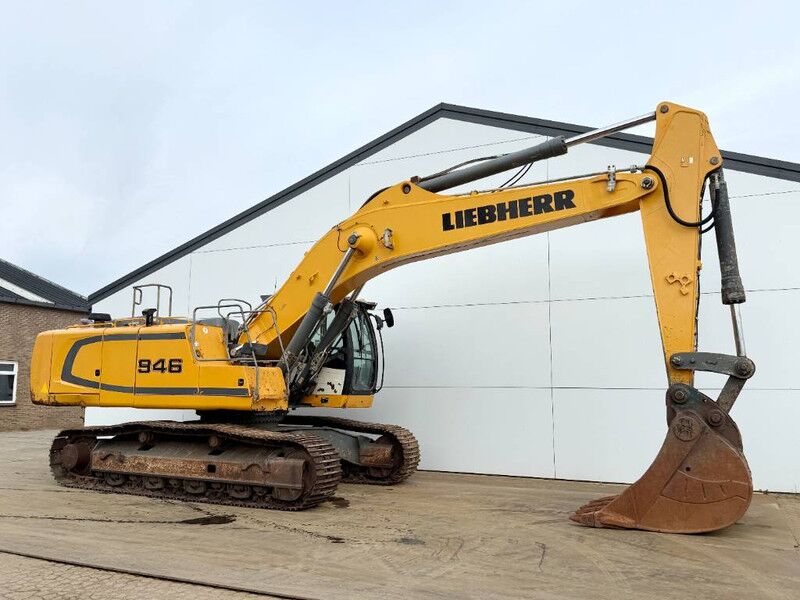 Crawler excavator Liebherr R946LC - Automatic Greasing / Rear + Side Camera: picture 7 Crawler excavator Liebherr R946LC - Automatic Greasing / Rear + Side Camera: picture 7