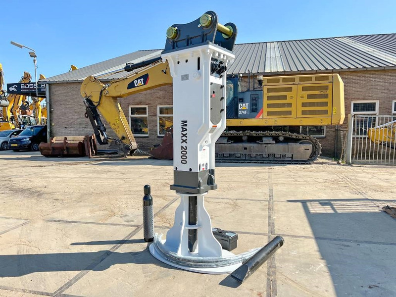 Maxx 2000 hammer / 18-26 ton /hydraulic breaker / - Hydraulic hammer for Construction machinery: picture 4 Maxx 2000 hammer / 18-26 ton /hydraulic breaker / - Hydraulic hammer for Construction machinery: picture 4