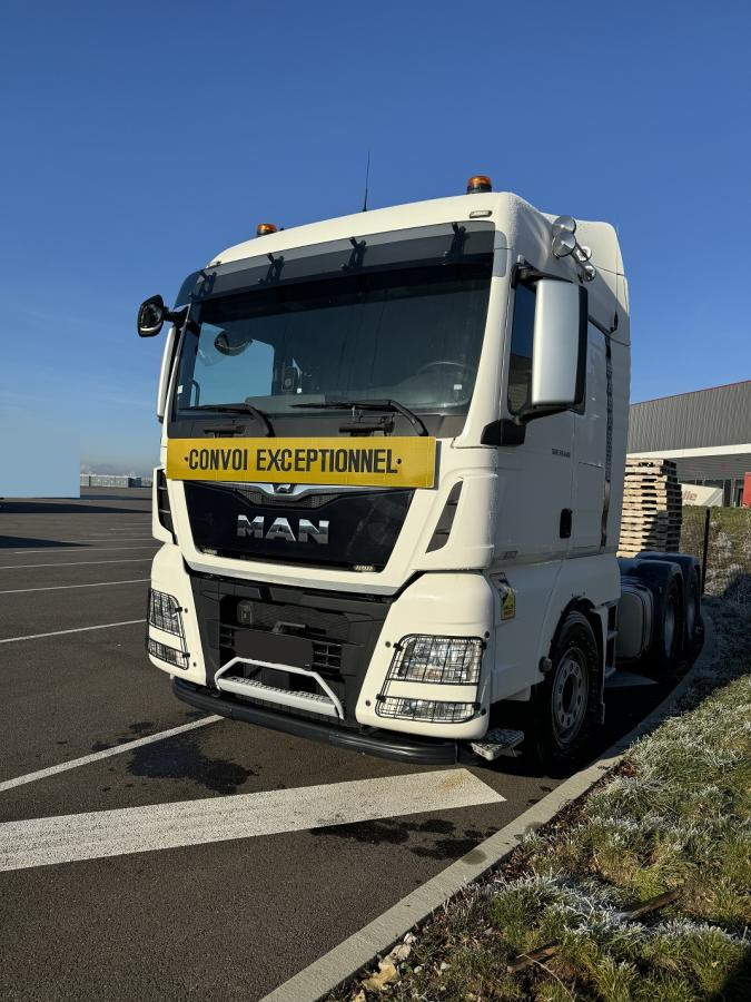 MAN TGX 33.640 - Tractor unit: picture 1 MAN TGX 33.640 - Tractor unit: picture 1