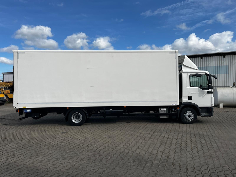 MAN TGL 12.250 - Box truck: picture 4 MAN TGL 12.250 - Box truck: picture 4
