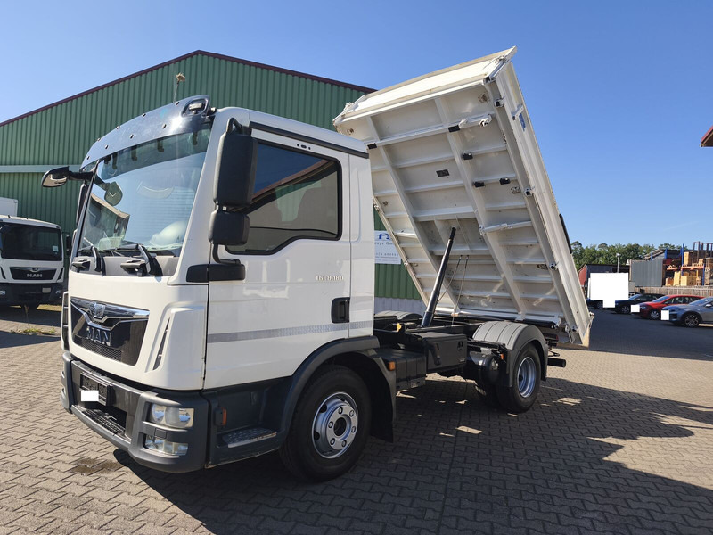 MAN TGL 8.180 Meiller Dreiseitenkipper 3-Sitzer 4x2 Euro 6 AHK (7) - Tipper: picture 2 MAN TGL 8.180 Meiller Dreiseitenkipper 3-Sitzer 4x2 Euro 6 AHK (7) - Tipper: picture 2