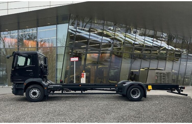 MAN TGM 18.320 - Cab chassis truck: picture 5 MAN TGM 18.320 - Cab chassis truck: picture 5