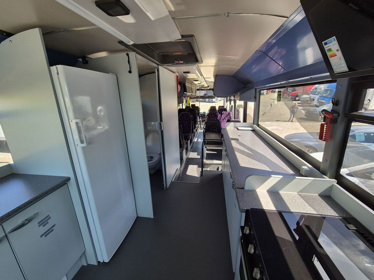 Camper Irisbus Iveco 330 KM / Solar Panels / NEW Equiped: picture 21
