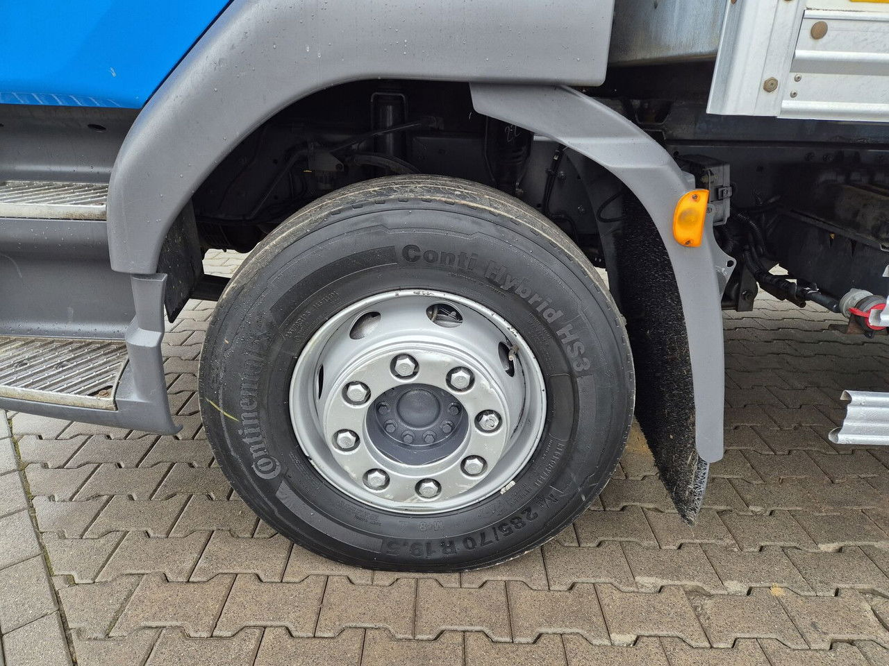 Box truck DAF LF 220 DAF LF 220: picture 16