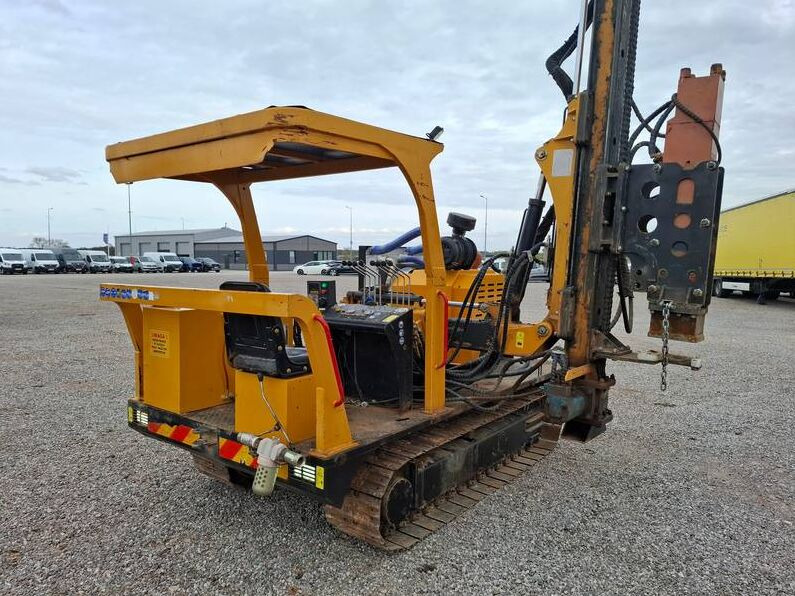 Diversen Hxing HX R536D-1 / 1 Owner / Like NEW / 397MTH - Pile driver: picture 2 Diversen Hxing HX R536D-1 / 1 Owner / Like NEW / 397MTH - Pile driver: picture 2