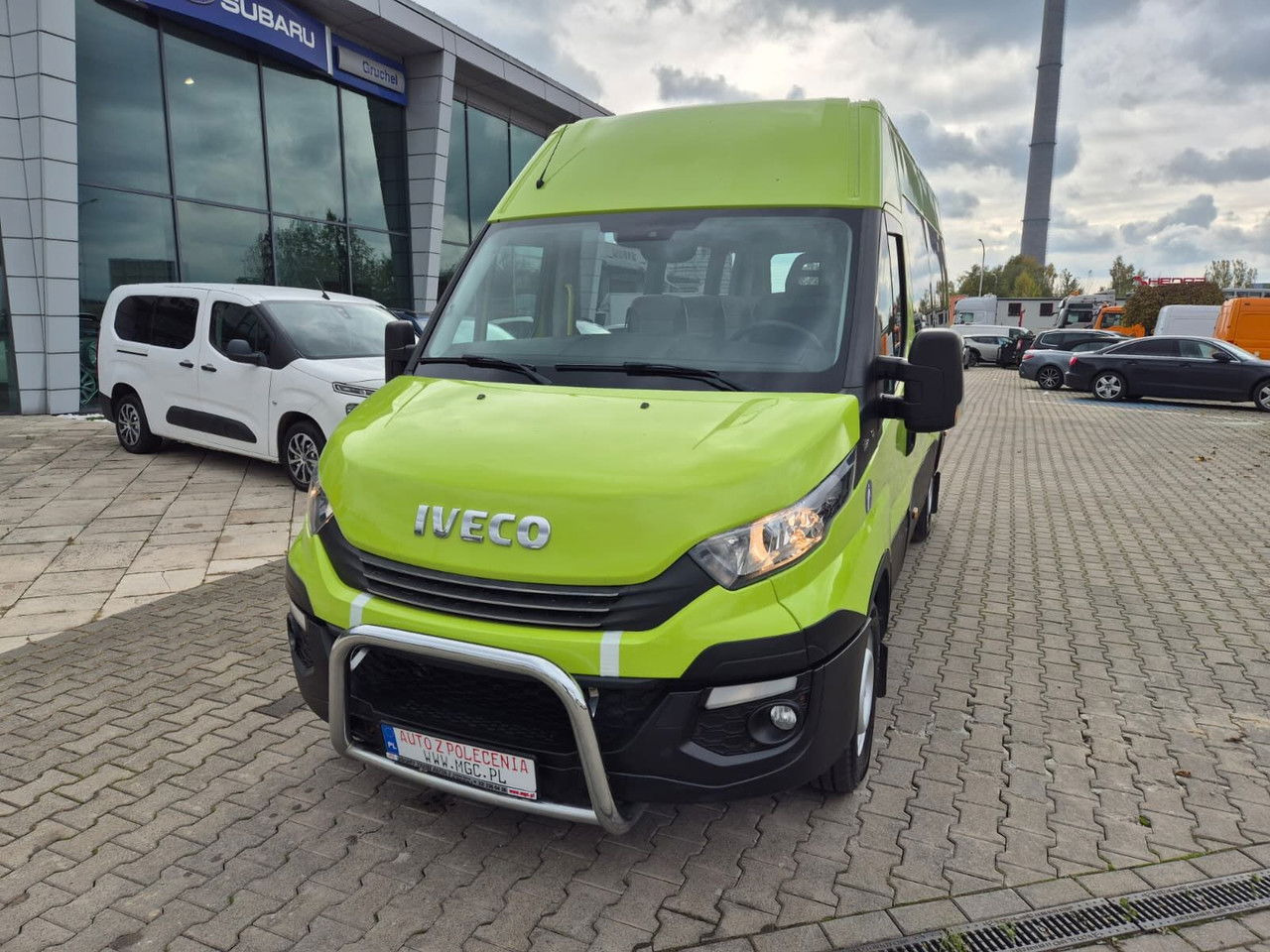 Iveco Daily 35S12 Hi-Matic - Minibus, Passenger van: picture 2 Iveco Daily 35S12 Hi-Matic - Minibus, Passenger van: picture 2