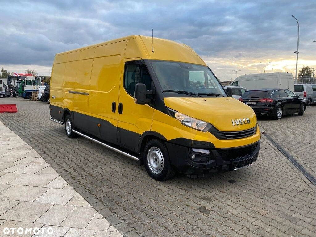 Iveco Daily 35S16 HI-MATIC / 1 OWNER / L4H2 / MAX / WEBA - Box van: picture 4 Iveco Daily 35S16 HI-MATIC / 1 OWNER / L4H2 / MAX / WEBA - Box van: picture 4