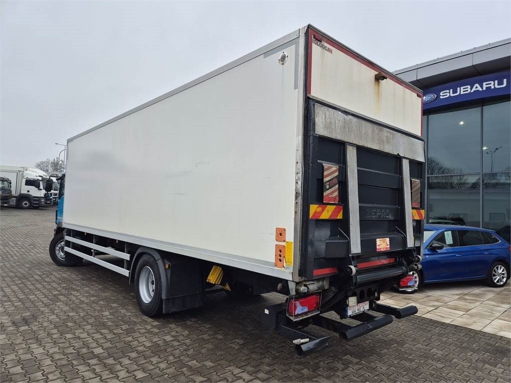 MAN TGM 15.250 / 1 OWNER / SERVICED AT MAN! / EURO 6 - Refrigerator truck: picture 5 MAN TGM 15.250 / 1 OWNER / SERVICED AT MAN! / EURO 6 - Refrigerator truck: picture 5