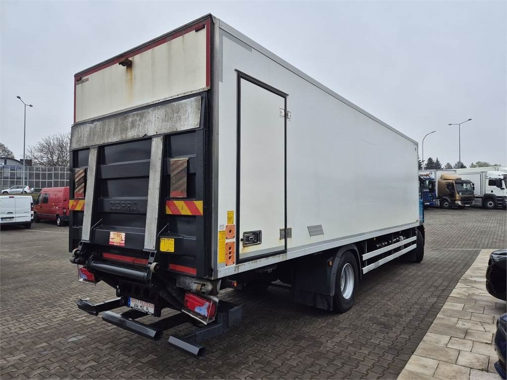 MAN TGM 15.250 / 1 OWNER / SERVICED AT MAN! / EURO 6 - Refrigerator truck: picture 2 MAN TGM 15.250 / 1 OWNER / SERVICED AT MAN! / EURO 6 - Refrigerator truck: picture 2