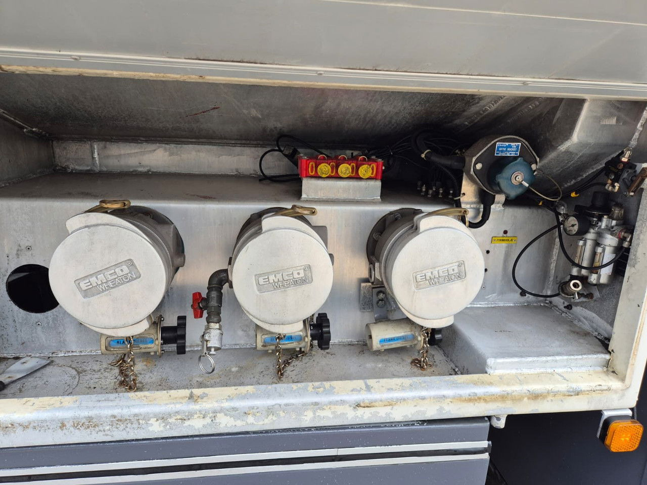 MAN TGS 18.360 OIL Transport / Good Condition on lease MAN TGS 18.360 OIL Transport / Good Condition: picture 26