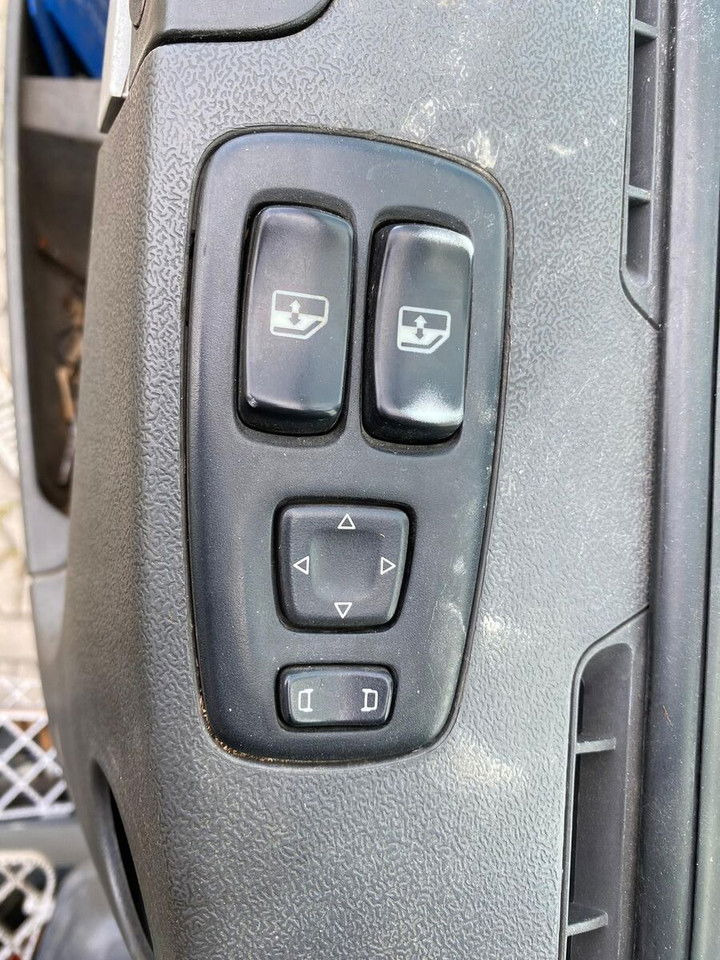 Tipper SCANIA R480 E4 / Grain Side Kipper / Frame 7.2m Long: picture 19 Tipper SCANIA R480 E4 / Grain Side Kipper / Frame 7.2m Long: picture 19