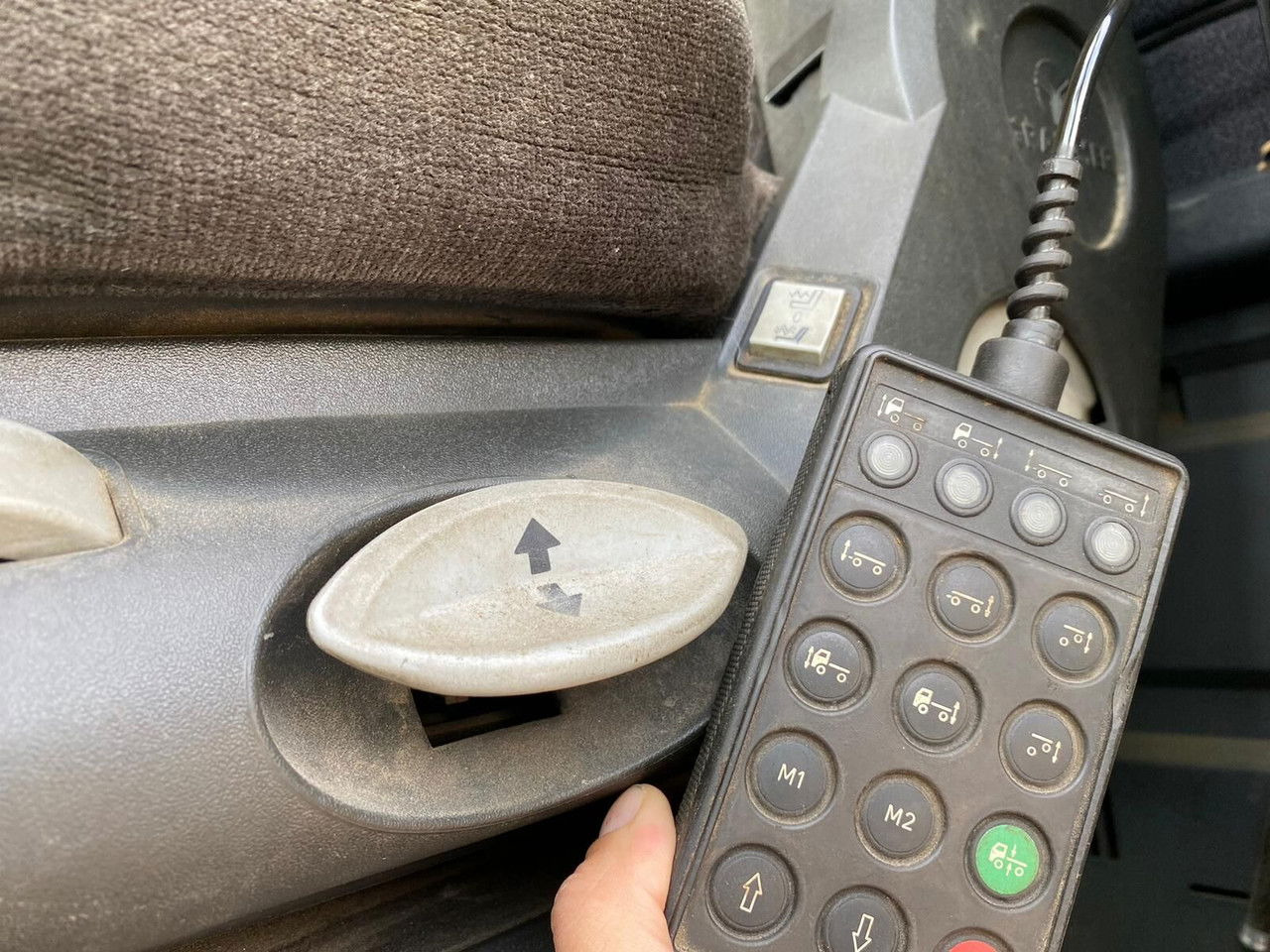 Tipper SCANIA R480 E4 / Grain Side Kipper / Frame 7.2m Long: picture 30 Tipper SCANIA R480 E4 / Grain Side Kipper / Frame 7.2m Long: picture 30