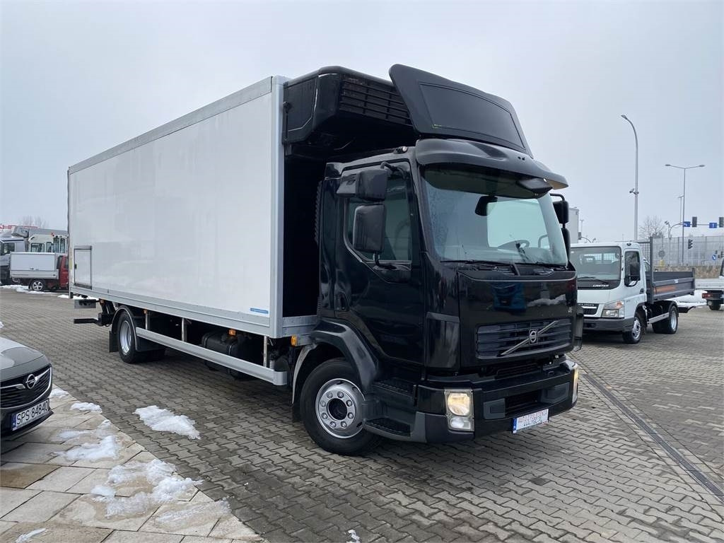 Volvo FL240 / HULSTEINS / 18 EP / 1 OWNER / SERVICED! - Refrigerator truck: picture 4 Volvo FL240 / HULSTEINS / 18 EP / 1 OWNER / SERVICED! - Refrigerator truck: picture 4