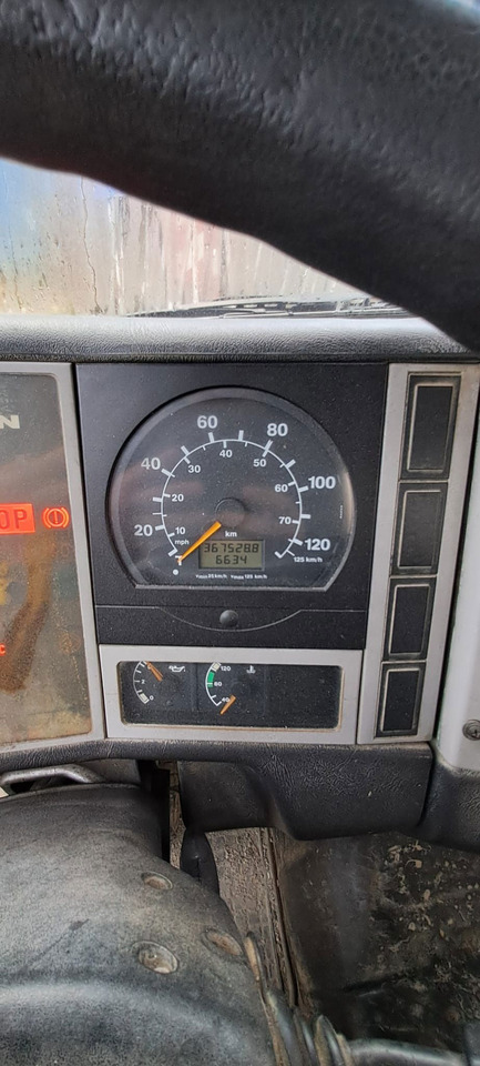 MAN FE 410A 6x4 mixer - 7m3 - euro 3 - Concrete mixer truck: picture 4 MAN FE 410A 6x4 mixer - 7m3 - euro 3 - Concrete mixer truck: picture 4