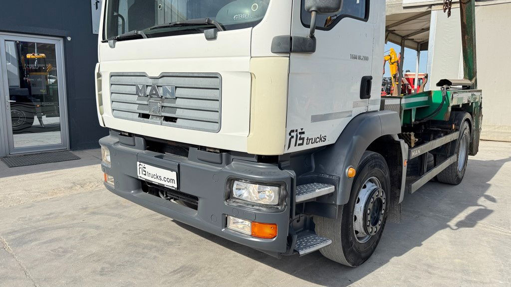 MAN TGM 18.280 4x2 absetz tipper - euro 3 - Container transporter/ Swap body truck: picture 2 MAN TGM 18.280 4x2 absetz tipper - euro 3 - Container transporter/ Swap body truck: picture 2