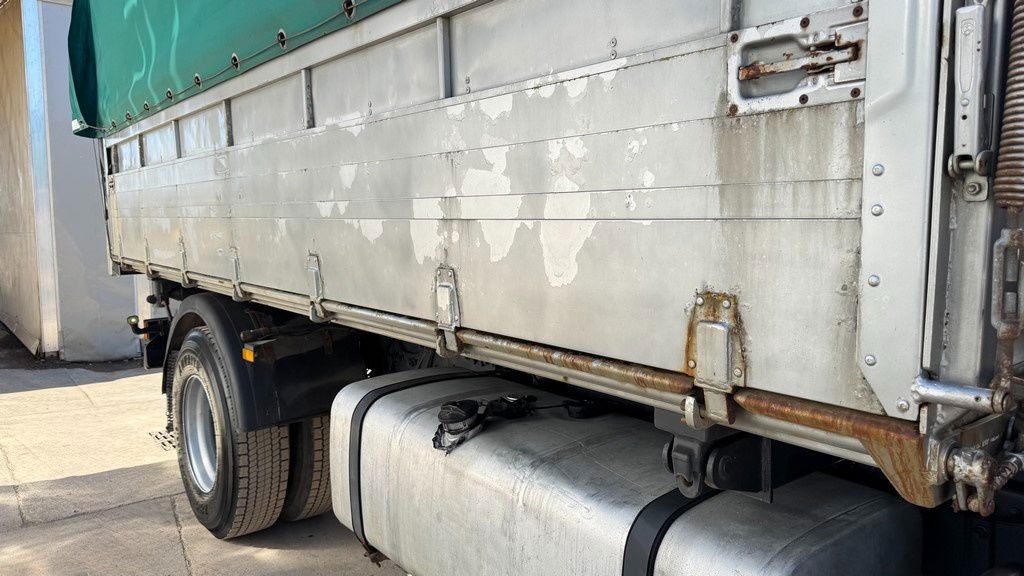 Mercedes-Benz Actros 1841 L 4x2 tipper - tarpaulin - euro 5 - Tipper: picture 4 Mercedes-Benz Actros 1841 L 4x2 tipper - tarpaulin - euro 5 - Tipper: picture 4