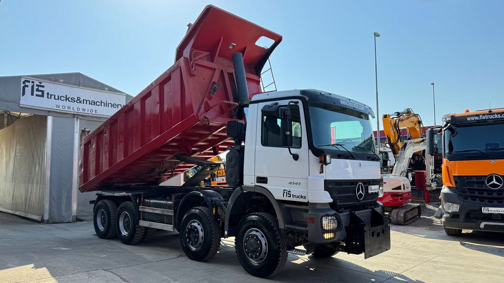 Tipper Mercedes-Benz Actros 4141 K 8x6 tipper - 18m3: picture 8