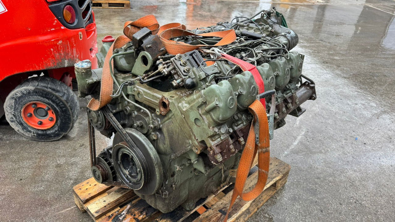 Mercedes-Benz Engine V10 - OM 403.1 - Engine for Truck: picture 3 Mercedes-Benz Engine V10 - OM 403.1 - Engine for Truck: picture 3