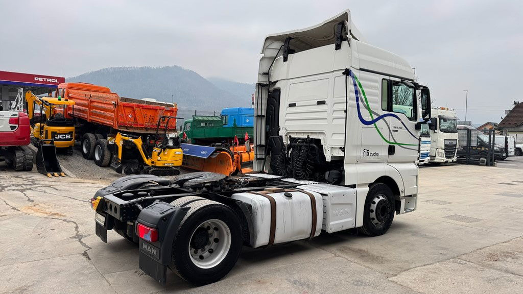 MAN TGX 18.480 4X2 schubodden hydr. + retarder - Tractor unit: picture 4 MAN TGX 18.480 4X2 schubodden hydr. + retarder - Tractor unit: picture 4