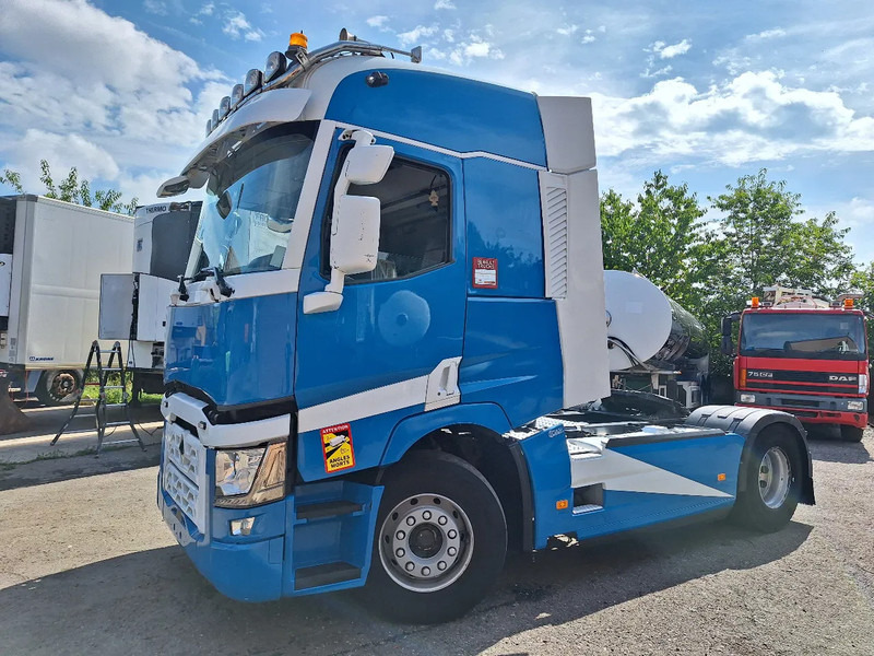 Renault T520 T520 - Tractor unit: picture 1 Renault T520 T520 - Tractor unit: picture 1