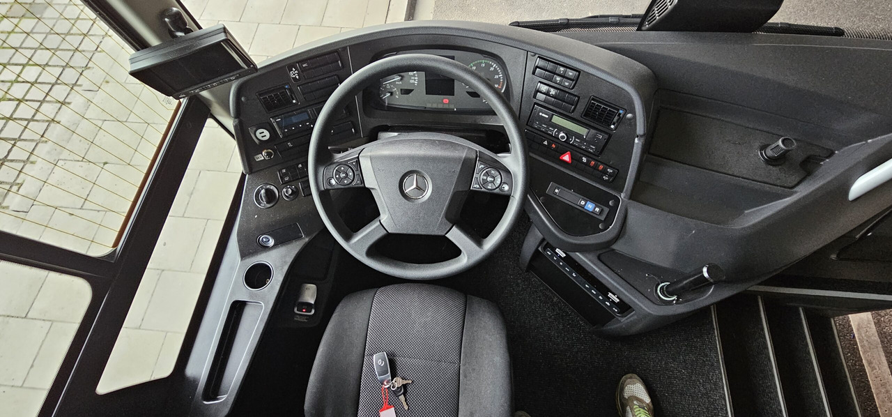 Mercedes Benz Intouro 12,18 Meter, Klima, 55+2+1 Schlafsitze - Suburban bus: picture 5 Mercedes Benz Intouro 12,18 Meter, Klima, 55+2+1 Schlafsitze - Suburban bus: picture 5