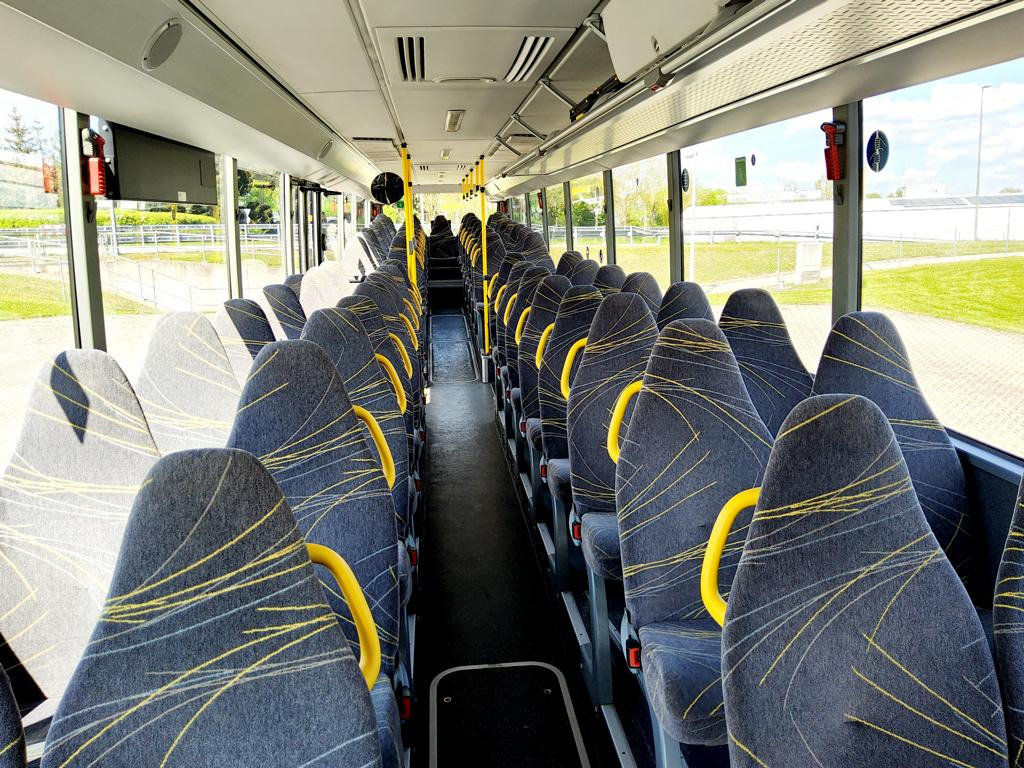 Mercedes Benz O 550 Integro L 360 PS - Euro 6 / Klima / Automatik / Lift - Suburban bus: picture 5 Mercedes Benz O 550 Integro L 360 PS - Euro 6 / Klima / Automatik / Lift - Suburban bus: picture 5