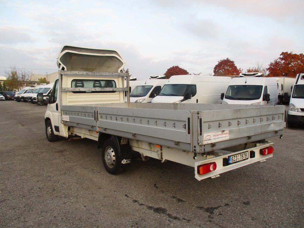 Citroën Jumper 2,0 BlueHDi - Flatbed van: picture 5 Citroën Jumper 2,0 BlueHDi - Flatbed van: picture 5