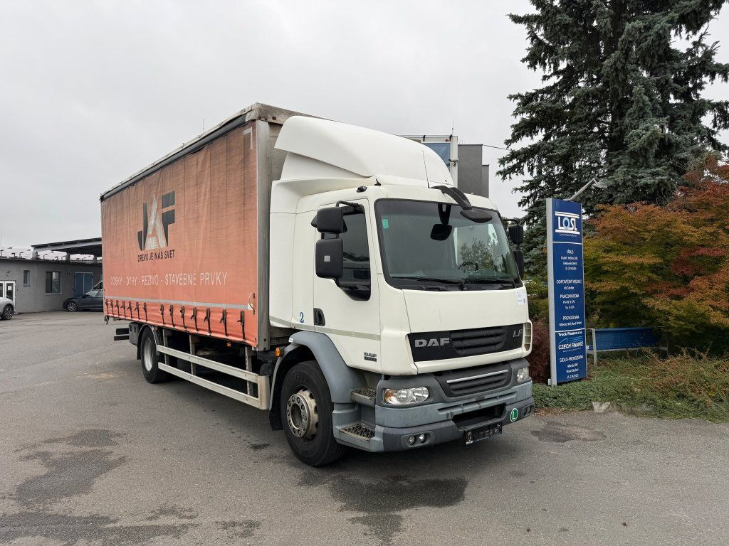 DAF LF55.250 EURO 4 - Curtainsider truck: picture 2 DAF LF55.250 EURO 4 - Curtainsider truck: picture 2
