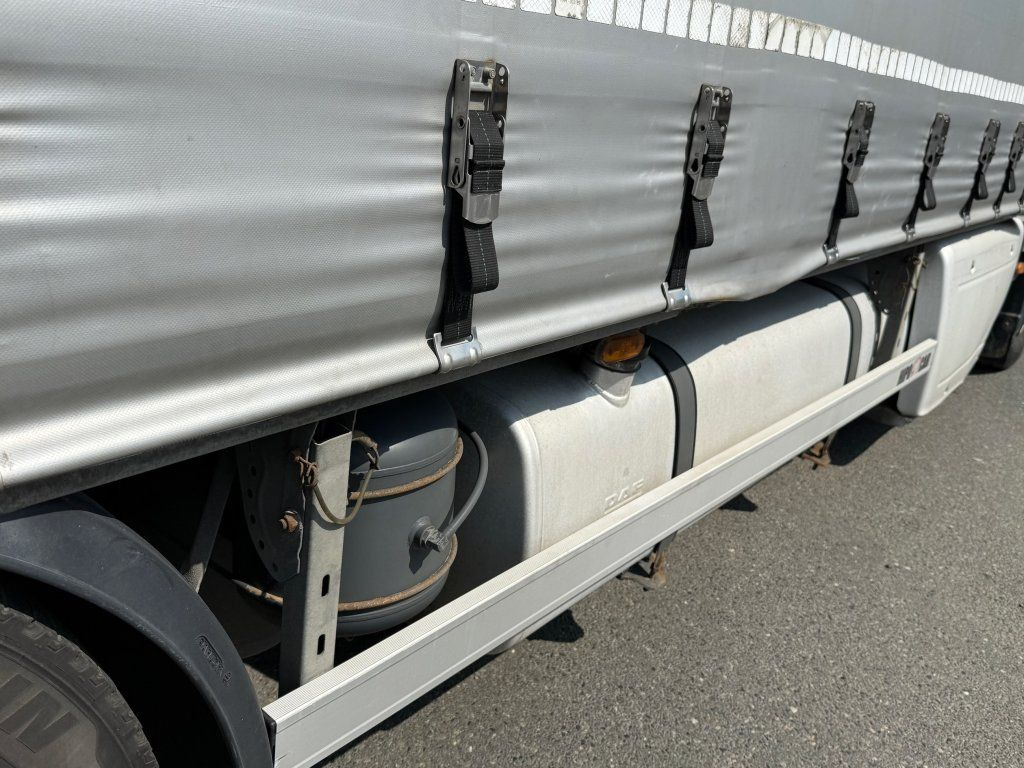 Curtainsider truck DAF XF440 EURO 6 6x2 + Agrikom: picture 17