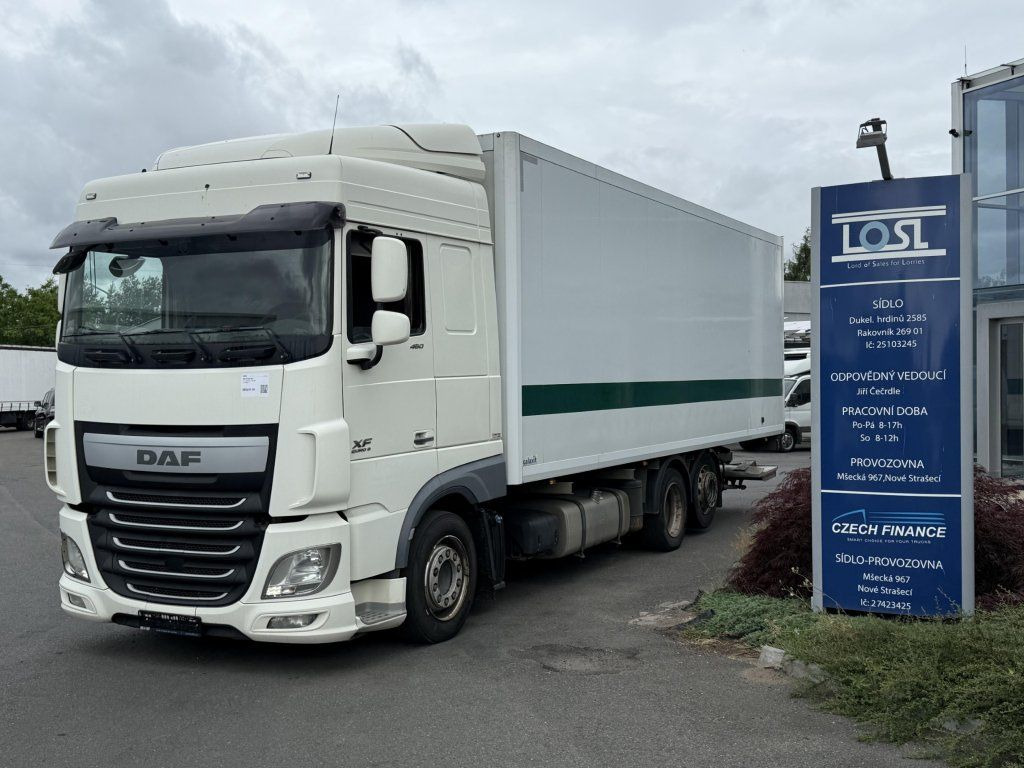 DAF XF460 6x2 EURO 6 - Box truck: picture 1 DAF XF460 6x2 EURO 6 - Box truck: picture 1