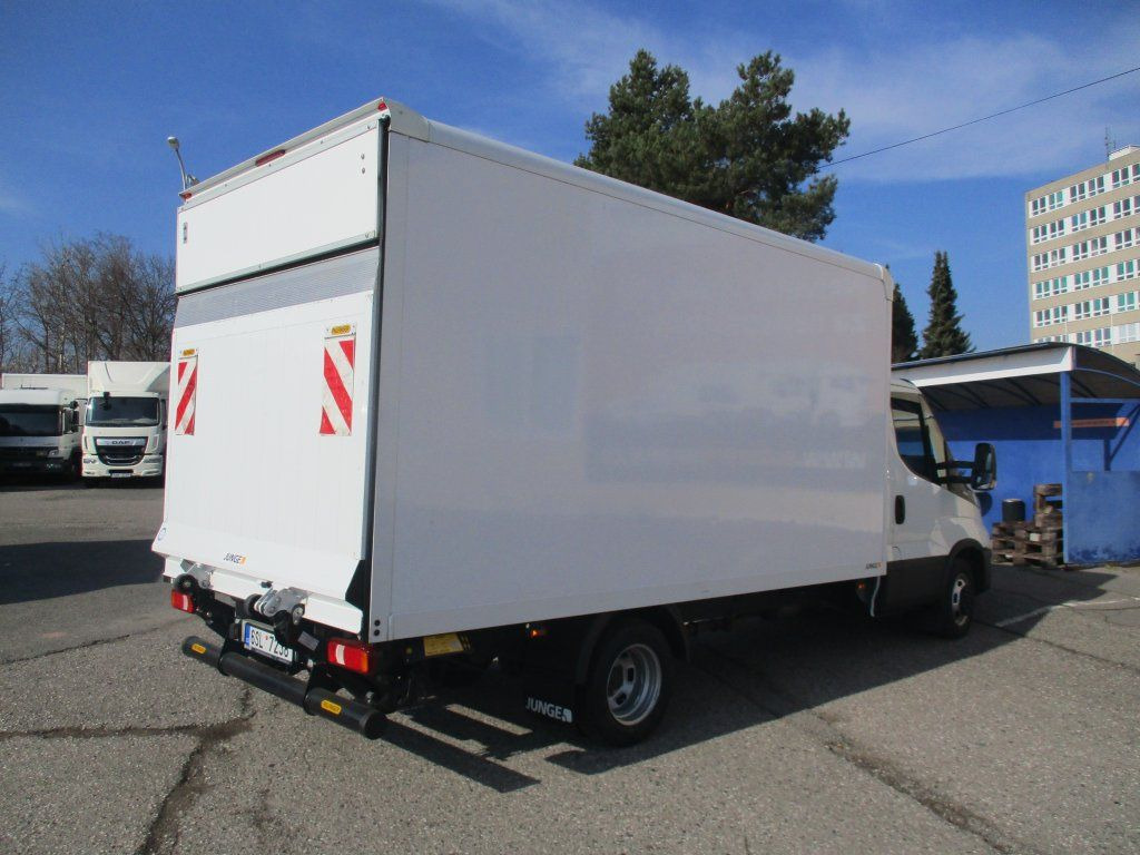 Iveco 35C16 Daily,2.3L Palfinger - Box van: picture 4 Iveco 35C16 Daily,2.3L Palfinger - Box van: picture 4