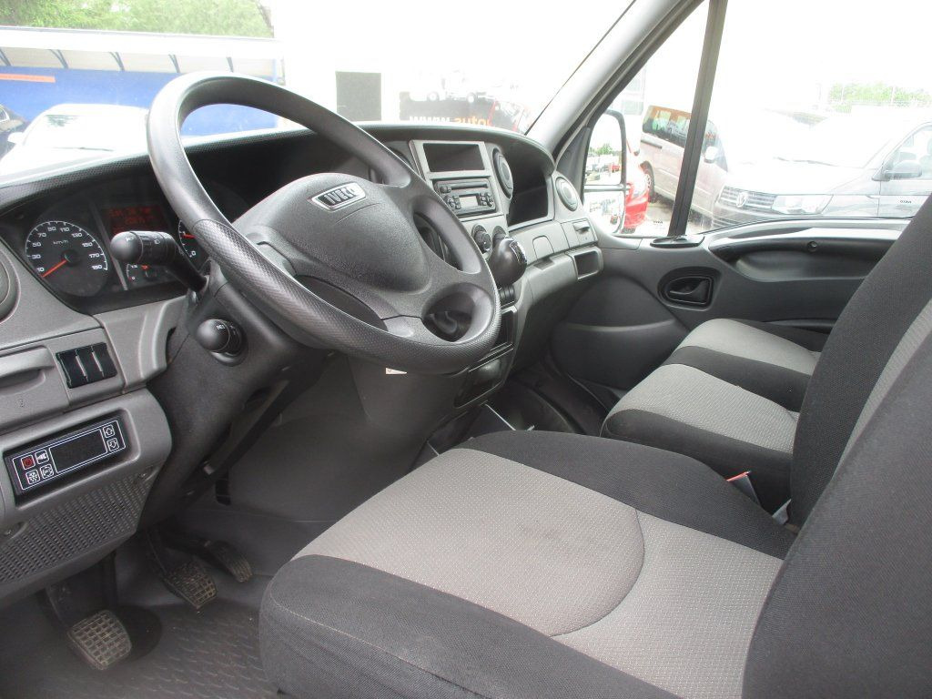 Iveco Daily 35C15 - Refrigerated van: picture 5 Iveco Daily 35C15 - Refrigerated van: picture 5
