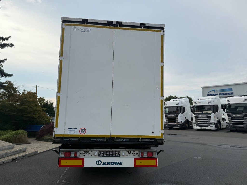 Krone SD - Curtainsider semi-trailer: picture 4 Krone SD - Curtainsider semi-trailer: picture 4