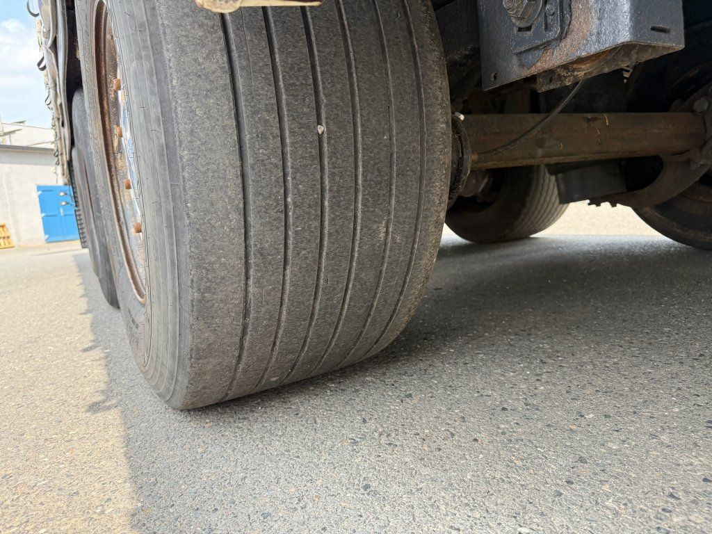 Curtainsider semi-trailer Krone SD MEGA/lowdeck: picture 11 Curtainsider semi-trailer Krone SD MEGA/lowdeck: picture 11