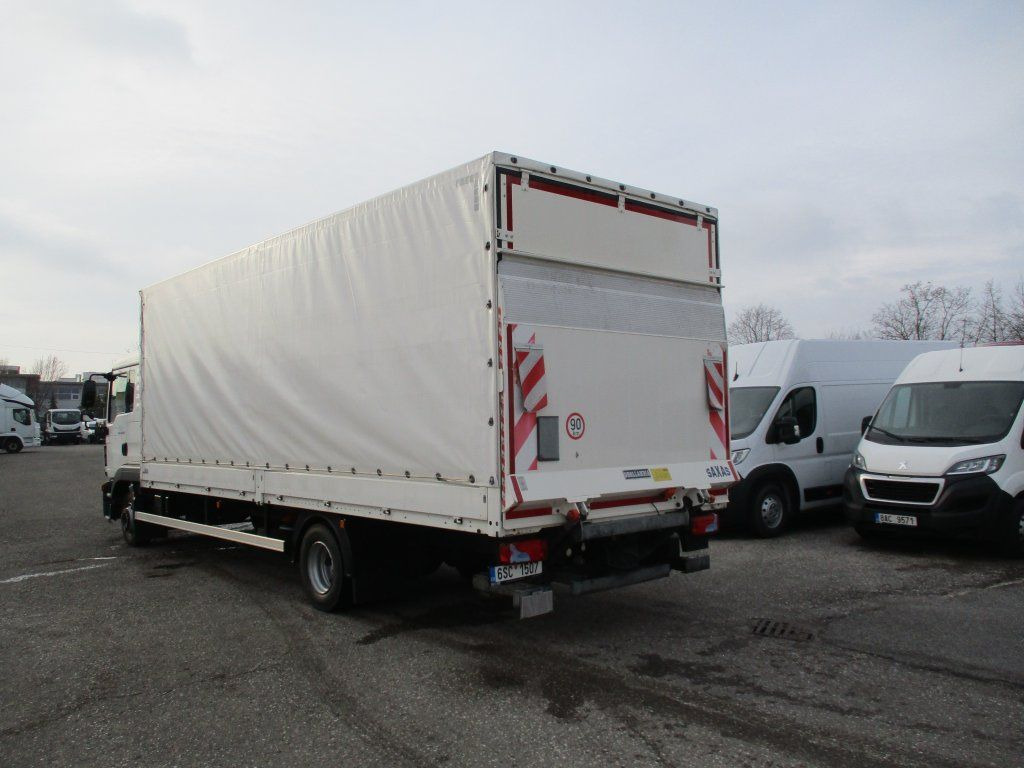 MAN TGL 12.220 - Curtainsider truck: picture 5 MAN TGL 12.220 - Curtainsider truck: picture 5
