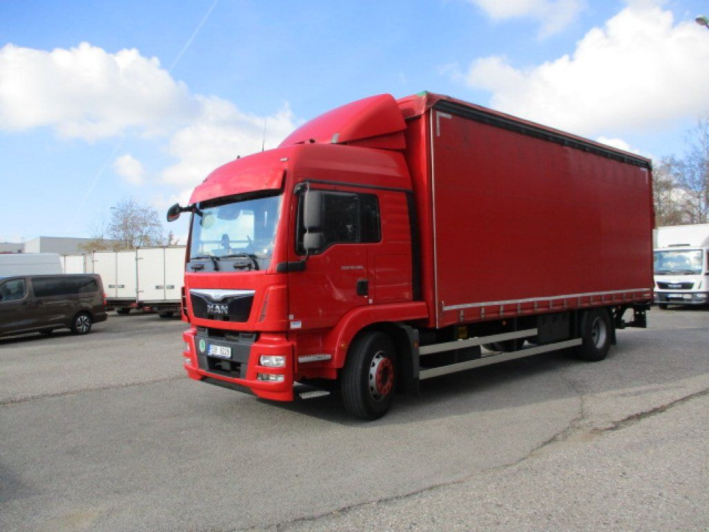 MAN TGM 18.340 mit LBW - Curtainsider truck: picture 1 MAN TGM 18.340 mit LBW - Curtainsider truck: picture 1