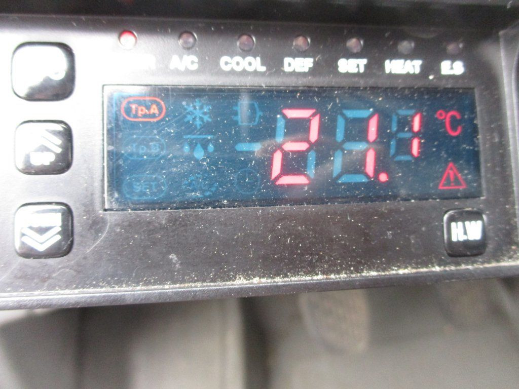 Refrigerated van Mercedes-Benz Sprinter 516 CDI: picture 10