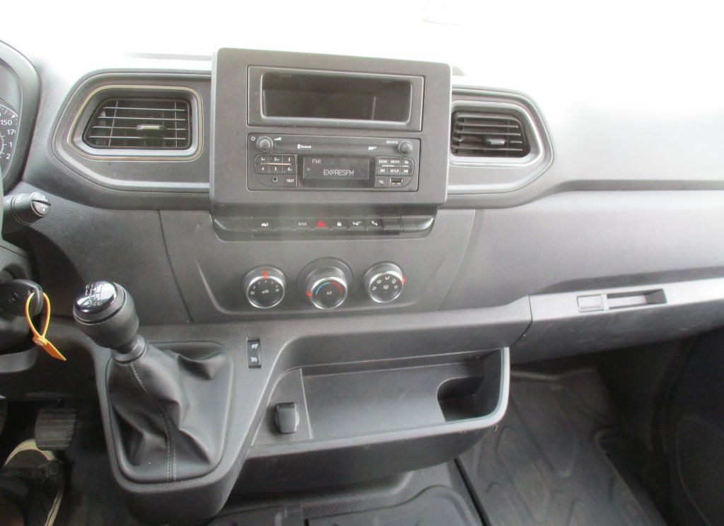 Renault Master 2.3dci L3H3 on lease Renault Master 2.3dci L3H3: picture 17