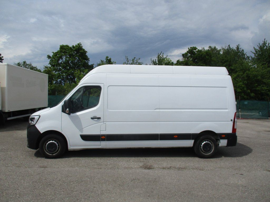Renault Master 2.3dci L3H3 on lease Renault Master 2.3dci L3H3: picture 12