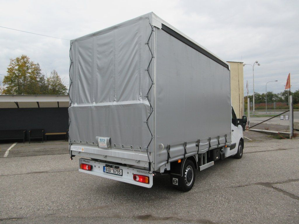 Renault Master - Curtain side van: picture 3 Renault Master - Curtain side van: picture 3