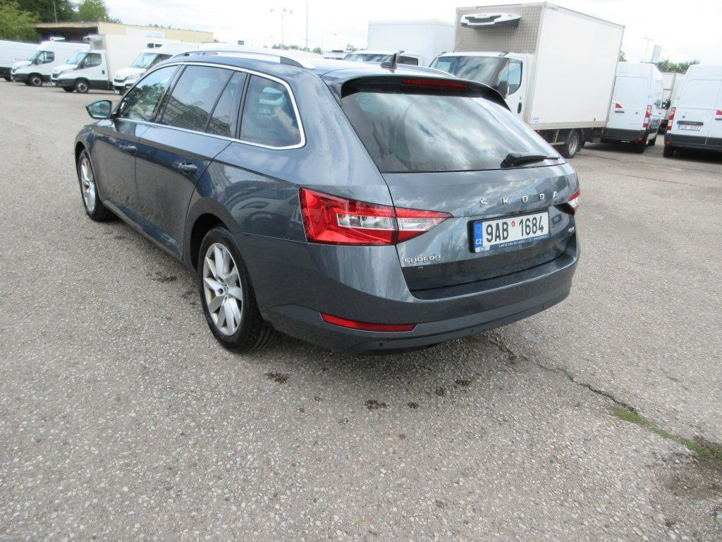 Skoda 2.0 Tdi  Style - Station wagon: picture 5 Skoda 2.0 Tdi  Style - Station wagon: picture 5